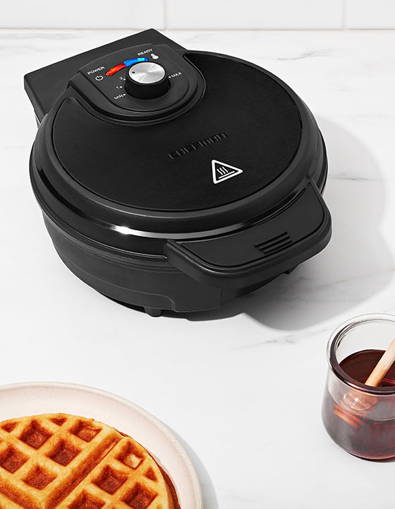 AntiOverflow Belgian Waffle Maker Chefman